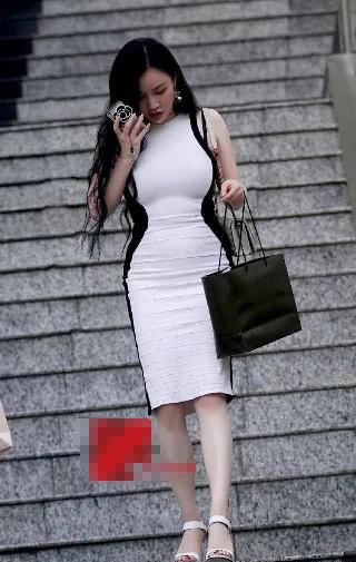 《小说白洁》：你知道她背后隐藏着多少秘密？！