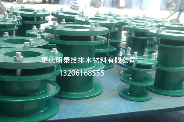 剛性防水套管在現(xiàn)場(chǎng)施工過程中具有良好的耐腐蝕性 剛性防水套管在現(xiàn)場(chǎng)施工過程中具有良好的耐腐蝕性