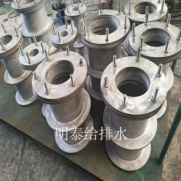 不銹鋼防水套管在給排水管網建設中起到重要的作用 不銹鋼防水套管在給排水管網建設中起到重要的作用