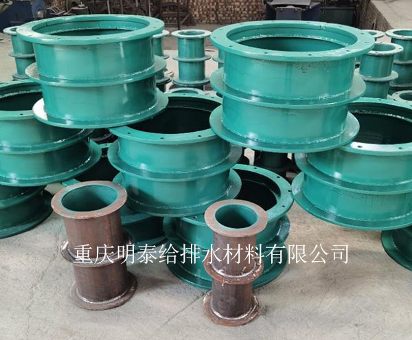 柔性防水套管適用于飲用水水池的安裝有嚴(yán)格的防水結(jié)構(gòu) 柔性防水套管適用于飲用水水池的安裝有嚴(yán)格的防水結(jié)構(gòu)